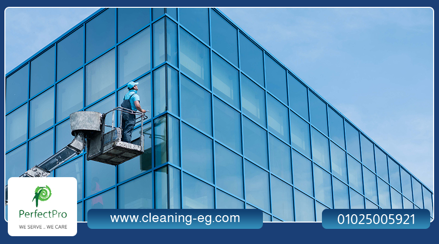 أبرز معدات تنظيف الواجهات الزجاجية للشركات